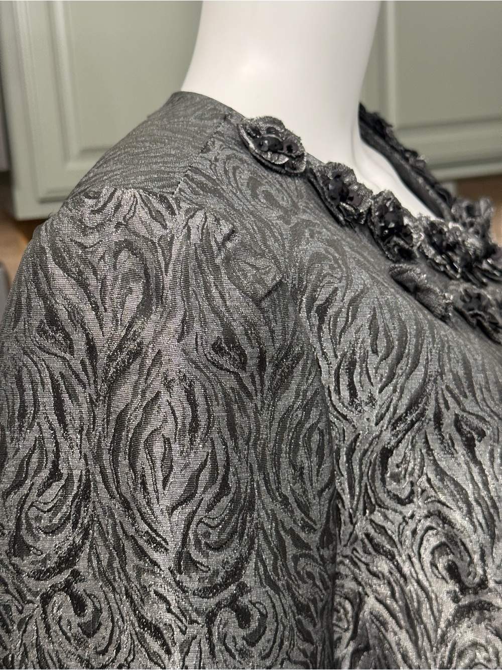 𝙏𝙖𝙝𝙖𝙧𝙞 𝘼𝙧𝙩𝙝𝙪𝙧 𝙎. 𝙇𝙚𝙫𝙞𝙣𝙚 𝙇𝙐𝙓𝙀 Jacket 18W Metallic Gray Jacquard Beaded Evening - Picture 10 of 13